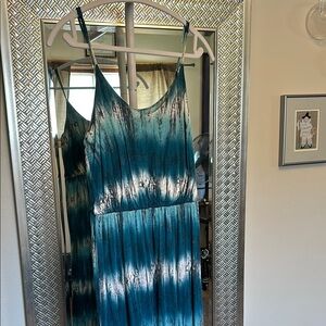 Knit maxi
Previously Owned